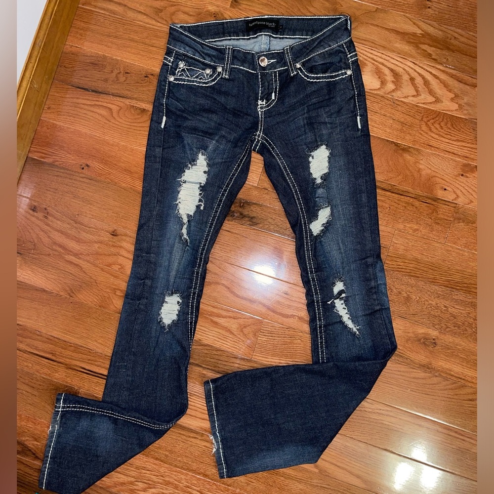 Women’s twentyone black jeans